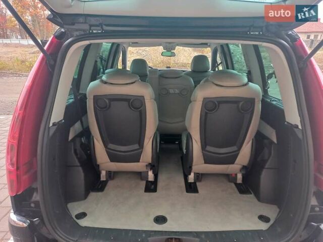 Черный Ситроен С8, объемом двигателя 2 л и пробегом 197 тыс. км за 8700 $, фото 37 на Automoto.ua