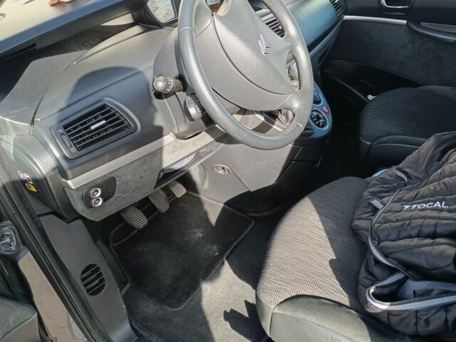 Черный Ситроен С8, объемом двигателя 0 л и пробегом 229 тыс. км за 3504 $, фото 2 на Automoto.ua