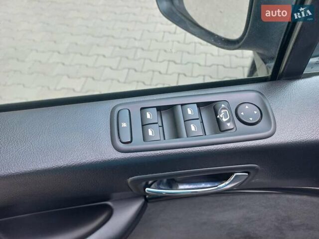 Фиолетовый Ситроен С8, объемом двигателя 2 л и пробегом 204 тыс. км за 9300 $, фото 24 на Automoto.ua