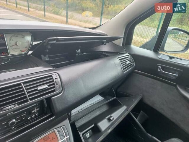 Фиолетовый Ситроен С8, объемом двигателя 2 л и пробегом 204 тыс. км за 9300 $, фото 28 на Automoto.ua
