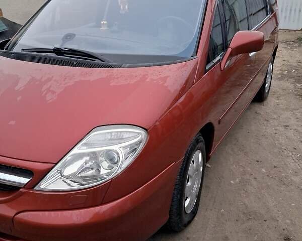 Червоний Сітроен С8, об'ємом двигуна 2 л та пробігом 340 тис. км за 6400 $, фото 2 на Automoto.ua