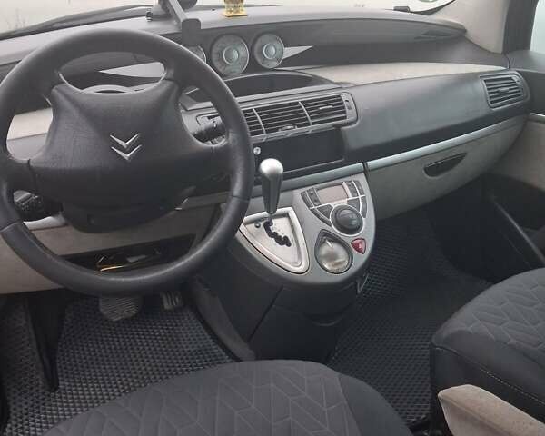 Красный Ситроен С8, объемом двигателя 2 л и пробегом 343 тыс. км за 6300 $, фото 11 на Automoto.ua