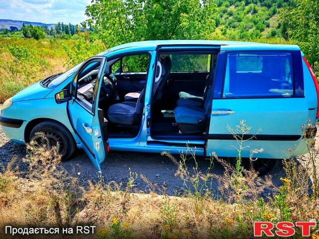 Сітроен С8, об'ємом двигуна 2.2 л та пробігом 300 тис. км за 2000 $, фото 5 на Automoto.ua