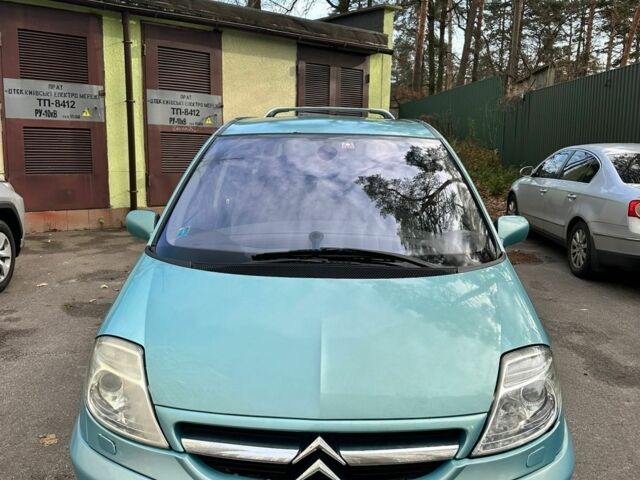 Сітроен С8, об'ємом двигуна 2.2 л та пробігом 290 тис. км за 1600 $, фото 1 на Automoto.ua