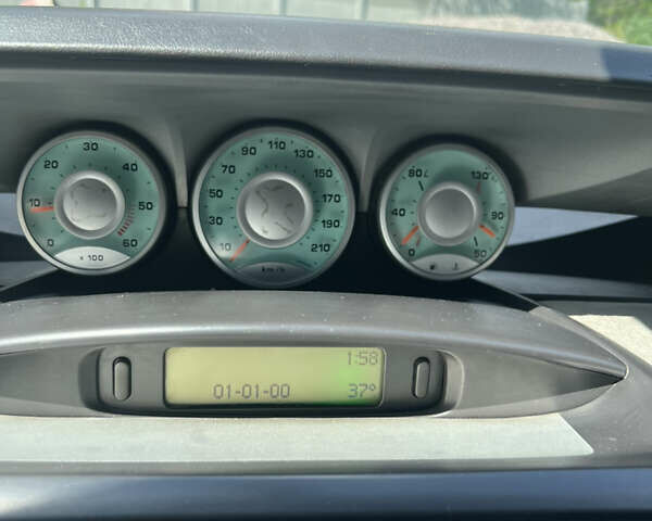 Ситроен С8, объемом двигателя 2.2 л и пробегом 334 тыс. км за 4000 $, фото 14 на Automoto.ua