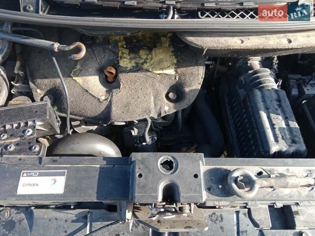 Ситроен С8, объемом двигателя 2 л и пробегом 267 тыс. км за 7900 $, фото 87 на Automoto.ua