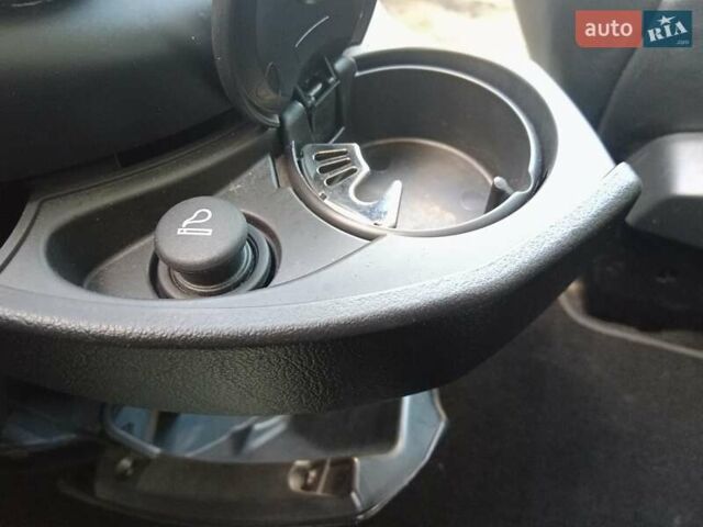 Ситроен С8, объемом двигателя 2 л и пробегом 267 тыс. км за 7900 $, фото 83 на Automoto.ua