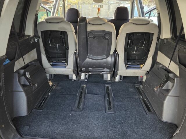 Серый Ситроен С8, объемом двигателя 2 л и пробегом 250 тыс. км за 3100 $, фото 6 на Automoto.ua