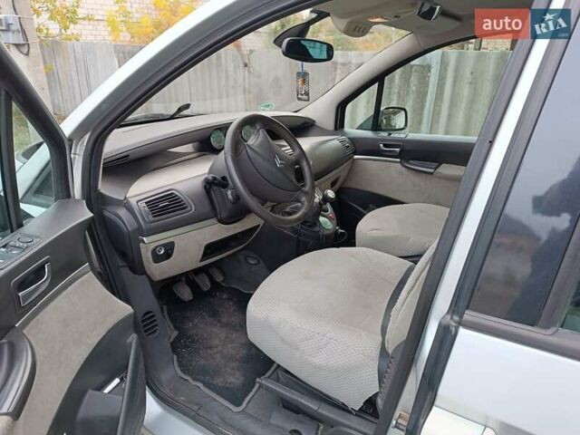 Серый Ситроен С8, объемом двигателя 2.23 л и пробегом 293 тыс. км за 5000 $, фото 12 на Automoto.ua