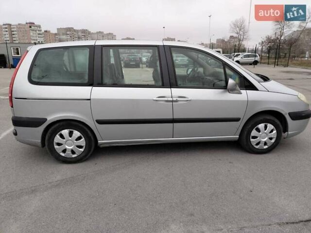 Сірий Сітроен С8, об'ємом двигуна 2 л та пробігом 300 тис. км за 4800 $, фото 1 на Automoto.ua