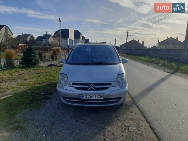 Серый Ситроен С8, объемом двигателя 2.18 л и пробегом 260 тыс. км за 3200 $, фото 8 на Automoto.ua