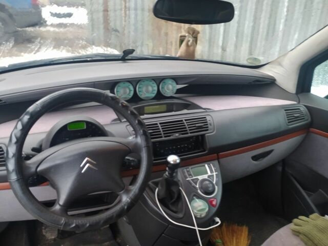 Сірий Сітроен С8, об'ємом двигуна 2.2 л та пробігом 180 тис. км за 3200 $, фото 6 на Automoto.ua