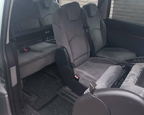 Серый Ситроен С8, объемом двигателя 2.2 л и пробегом 346 тыс. км за 5000 $, фото 2 на Automoto.ua