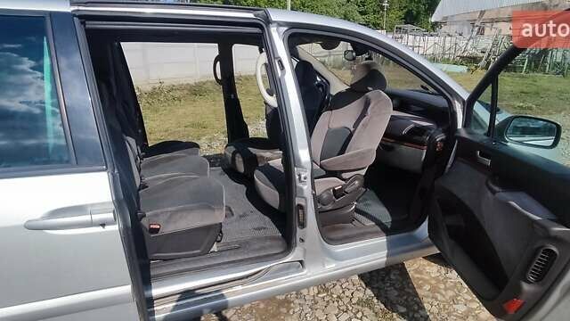 Сірий Сітроен С8, об'ємом двигуна 2.2 л та пробігом 299 тис. км за 4100 $, фото 13 на Automoto.ua