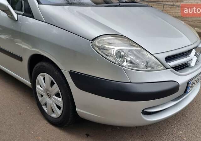 Сірий Сітроен С8, об'ємом двигуна 2.2 л та пробігом 311 тис. км за 4950 $, фото 22 на Automoto.ua