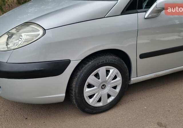 Сірий Сітроен С8, об'ємом двигуна 2.2 л та пробігом 311 тис. км за 4950 $, фото 24 на Automoto.ua