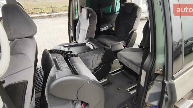 Серый Ситроен С8, объемом двигателя 2.2 л и пробегом 285 тыс. км за 5000 $, фото 10 на Automoto.ua