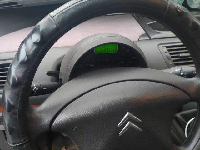 Сірий Сітроен С8, об'ємом двигуна 2.2 л та пробігом 180 тис. км за 3200 $, фото 4 на Automoto.ua