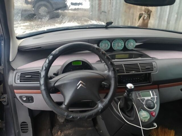 Сірий Сітроен С8, об'ємом двигуна 2.2 л та пробігом 180 тис. км за 3200 $, фото 7 на Automoto.ua