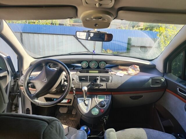 Сірий Сітроен С8, об'ємом двигуна 2 л та пробігом 240 тис. км за 5900 $, фото 3 на Automoto.ua