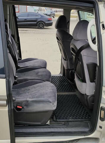 Серый Ситроен С8, объемом двигателя 2.2 л и пробегом 285 тыс. км за 5000 $, фото 11 на Automoto.ua