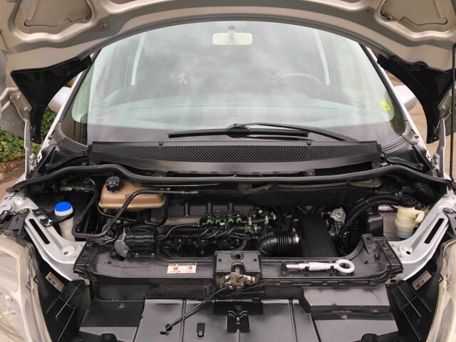 Сірий Сітроен С8, об'ємом двигуна 2 л та пробігом 155 тис. км за 4400 $, фото 16 на Automoto.ua