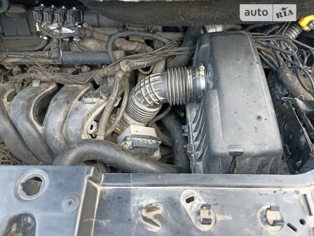 Сірий Сітроен С8, об'ємом двигуна 2 л та пробігом 260 тис. км за 5350 $, фото 29 на Automoto.ua