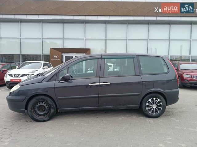 Ситроен С8 2006 в Полтаве на Automoto.ua Серый Ситроен С8, объемом двигателя 2.18 л и пробегом 1 тыс. км за 4100 $, фото 3 на Automoto.ua