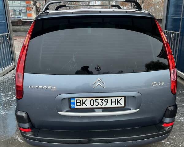 Сірий Сітроен С8, об'ємом двигуна 2 л та пробігом 290 тис. км за 4500 $, фото 1 на Automoto.ua