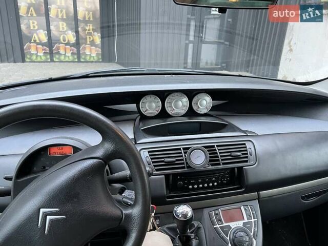 Сірий Сітроен С8, об'ємом двигуна 2 л та пробігом 290 тис. км за 4500 $, фото 7 на Automoto.ua