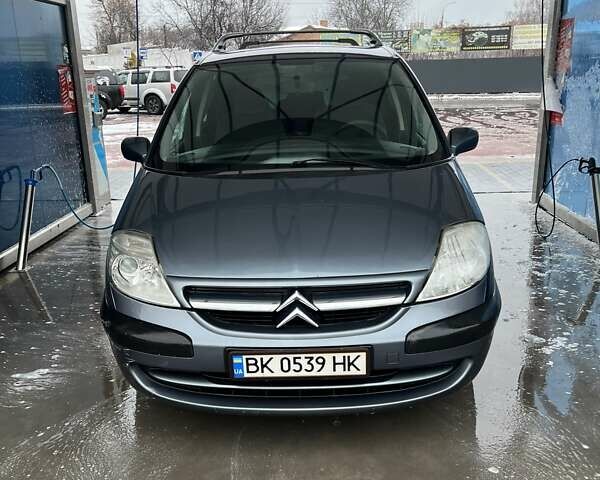 Сірий Сітроен С8, об'ємом двигуна 2 л та пробігом 290 тис. км за 4500 $, фото 6 на Automoto.ua