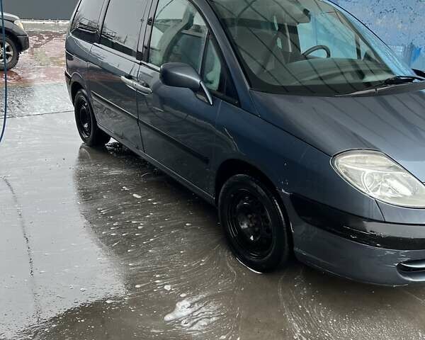 Сірий Сітроен С8, об'ємом двигуна 2 л та пробігом 290 тис. км за 4500 $, фото 5 на Automoto.ua