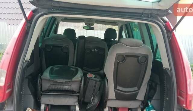 Ситроен С8 2009 в Виннице на Automoto.ua Серый Ситроен С8, объемом двигателя 2 л и пробегом 266 тыс. км за 6000 $, фото 6 на Automoto.ua