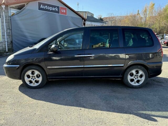 Серый Ситроен С8, объемом двигателя 2 л и пробегом 266 тыс. км за 6590 $, фото 9 на Automoto.ua