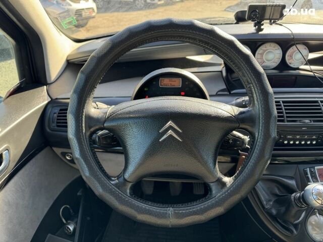 Серый Ситроен С8, объемом двигателя 2 л и пробегом 266 тыс. км за 6590 $, фото 26 на Automoto.ua