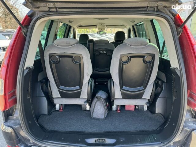 Серый Ситроен С8, объемом двигателя 2 л и пробегом 266 тыс. км за 6590 $, фото 20 на Automoto.ua