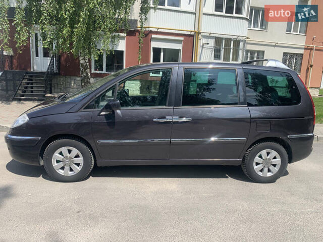Серый Ситроен С8, объемом двигателя 2 л и пробегом 291 тыс. км за 6900 $, фото 3 на Automoto.ua