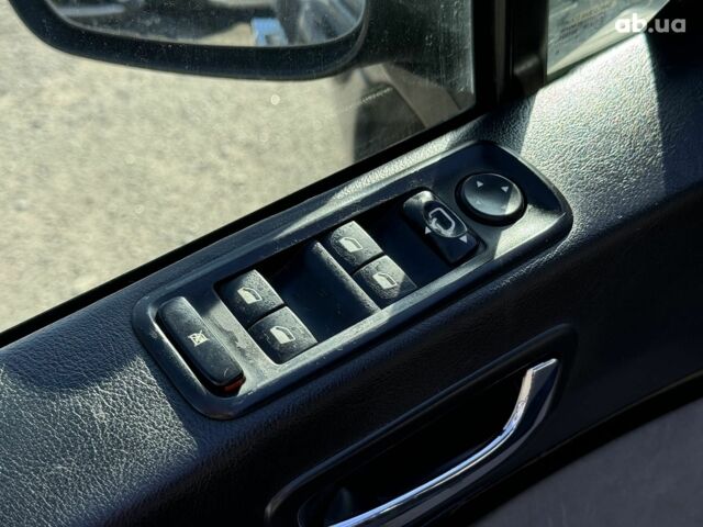 Серый Ситроен С8, объемом двигателя 2 л и пробегом 266 тыс. км за 6590 $, фото 13 на Automoto.ua