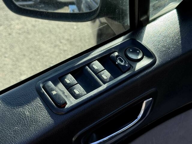 Серый Ситроен С8, объемом двигателя 2 л и пробегом 266 тыс. км за 6590 $, фото 13 на Automoto.ua