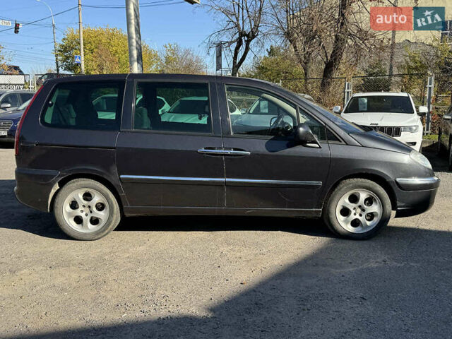 Сірий Сітроен С8, об'ємом двигуна 2 л та пробігом 266 тис. км за 6590 $, фото 4 на Automoto.ua