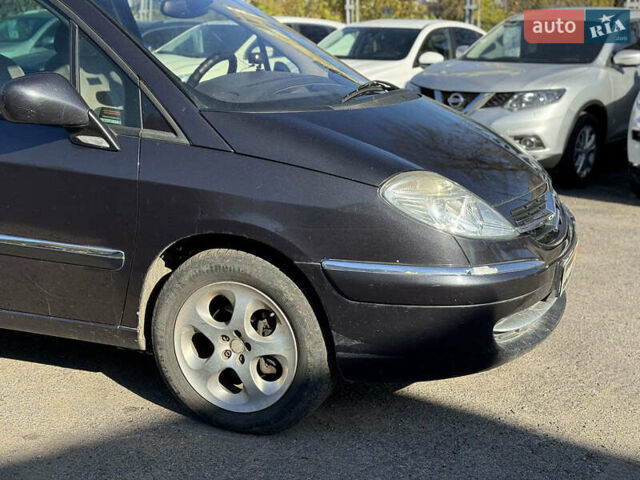 Сірий Сітроен С8, об'ємом двигуна 2 л та пробігом 266 тис. км за 6590 $, фото 2 на Automoto.ua