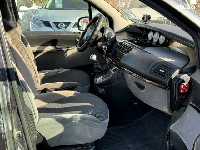 Серый Ситроен С8, объемом двигателя 2 л и пробегом 266 тыс. км за 6590 $, фото 24 на Automoto.ua