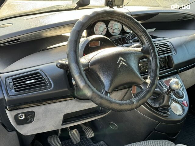 Серый Ситроен С8, объемом двигателя 2 л и пробегом 266 тыс. км за 6590 $, фото 14 на Automoto.ua