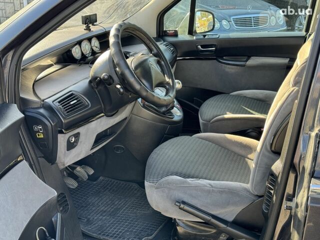 Серый Ситроен С8, объемом двигателя 2 л и пробегом 266 тыс. км за 6590 $, фото 11 на Automoto.ua