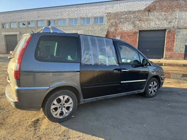 Ситроен С8 2011 в Тернополе на Automoto.ua Серый Ситроен С8, объемом двигателя 2 л и пробегом 200 тыс. км за 5400 $, фото 1 на Automoto.ua