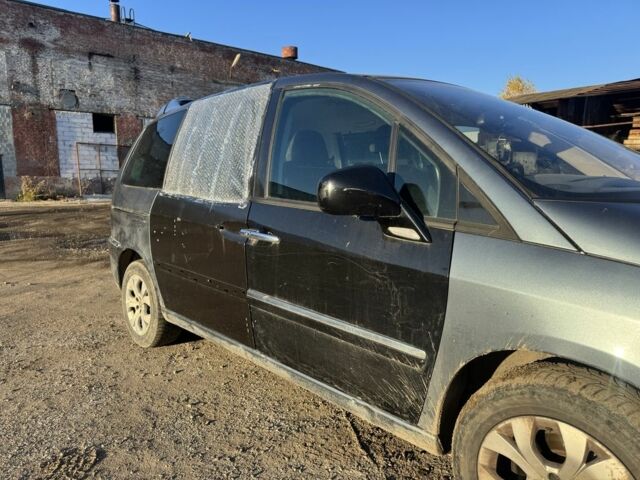 Ситроен С8 2011 в Тернополе на Automoto.ua Серый Ситроен С8, объемом двигателя 2 л и пробегом 200 тыс. км за 5400 $, фото 3 на Automoto.ua