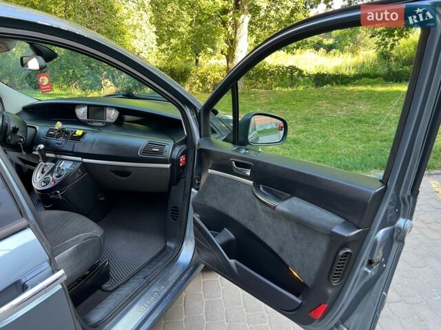 Сірий Сітроен С8, об'ємом двигуна 2 л та пробігом 319 тис. км за 5800 $, фото 10 на Automoto.ua