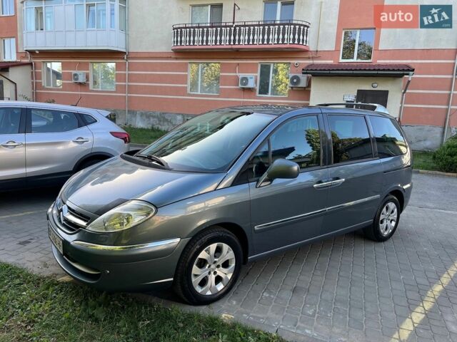 Сірий Сітроен С8, об'ємом двигуна 2 л та пробігом 319 тис. км за 5800 $, фото 1 на Automoto.ua