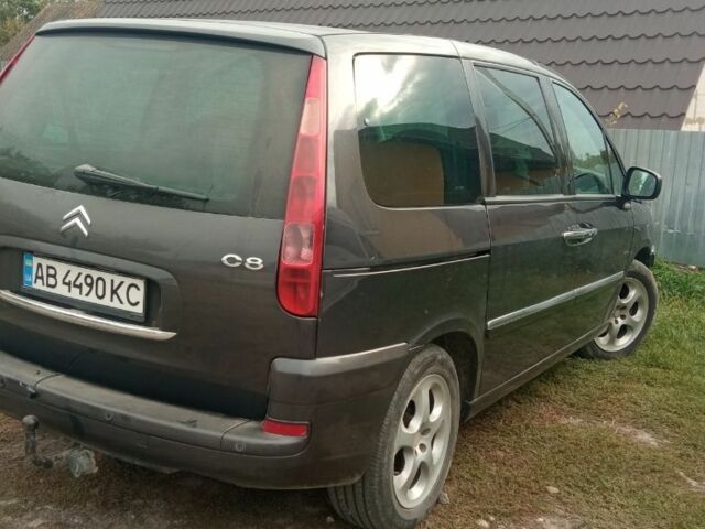 Сітроен С8 2009 у Вінниці на Automoto.ua Сірий Сітроен С8, об'ємом двигуна 2 л та пробігом 266 тис. км за 6000 $, фото 5 на Automoto.ua