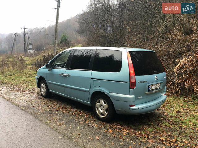 Синий Ситроен С8, объемом двигателя 2.18 л и пробегом 330 тыс. км за 2800 $, фото 6 на Automoto.ua